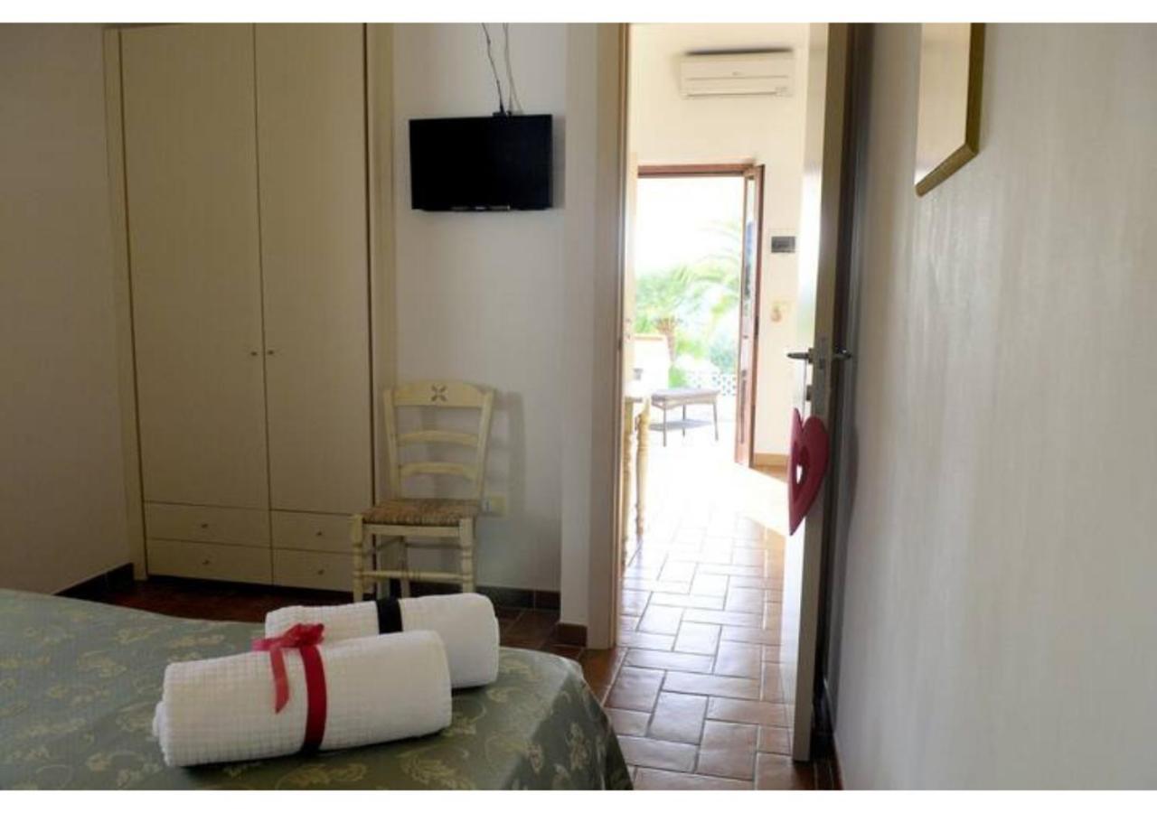 פסקיצ'י Poggio Di Luna B&B Relais מראה חיצוני תמונה