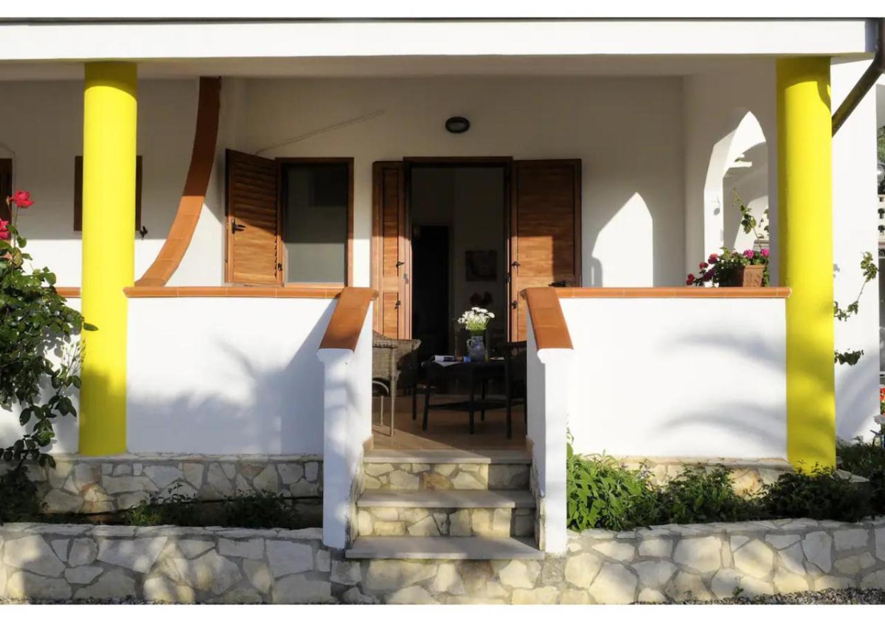 פסקיצ'י Poggio Di Luna B&B Relais מראה חיצוני תמונה
