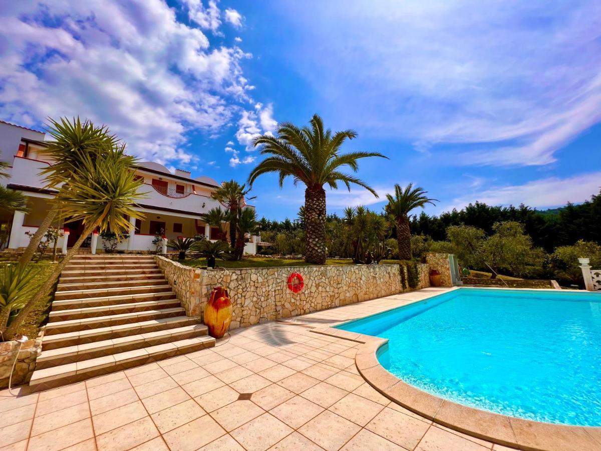 פסקיצ'י Poggio Di Luna B&B Relais מראה חיצוני תמונה